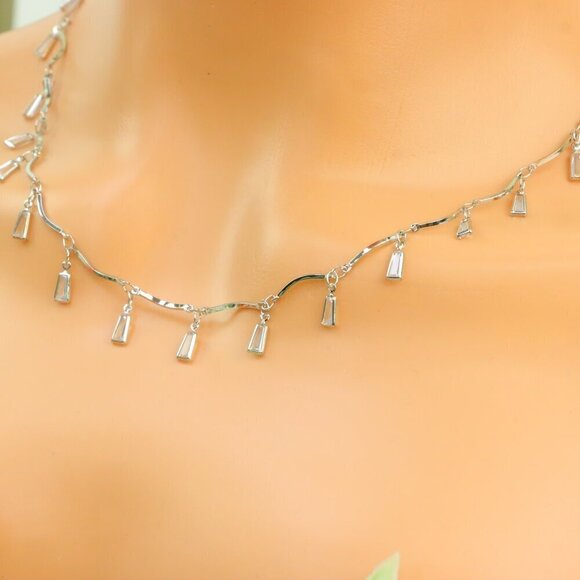 "New Beautiful Design Necklace Chain for Women/Girls, Gift, N809 - Picture 4 of 10